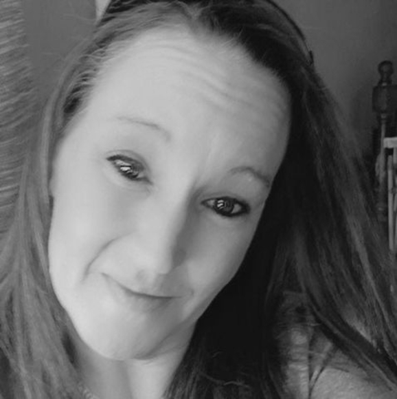 Meet your Posher, Christy - Picture 1 of 1